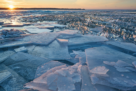 Sunrise over Lake Ontario, 2023-01-11