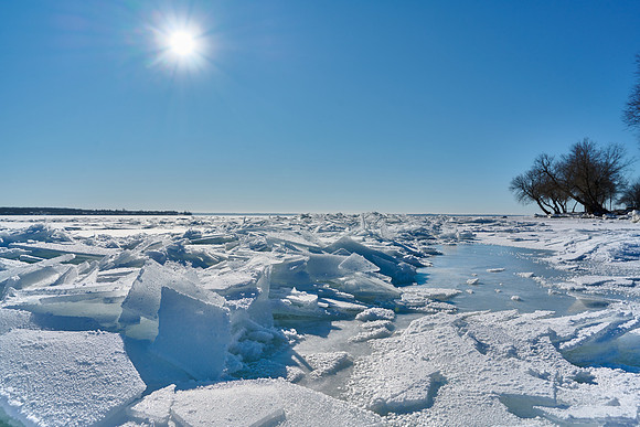 Mid-day, Lake Ontario, 2022-01-16