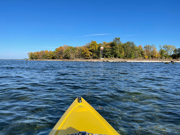 Kayaking to Cherry Island