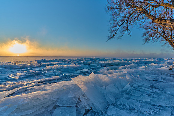 Sunrise over Lake Ontario, 2022-01-21