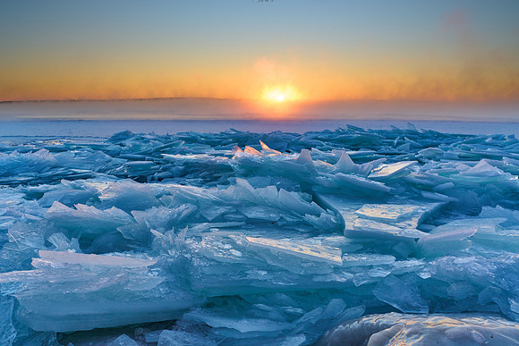Sunrise over Lake Ontario, 2022-01-21