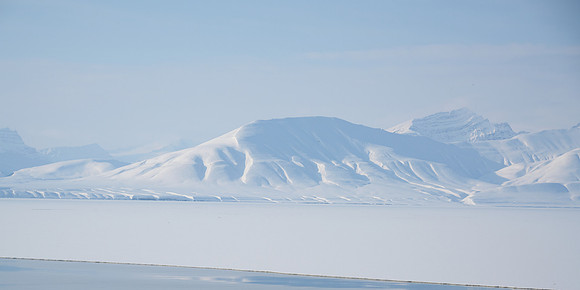 Muted Arctic Landscape at midday, Isfjorden, 14:04